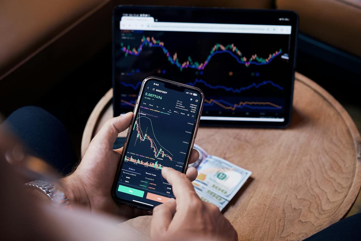 Trading Bot: Paper Trading vs Live, Checklist Deploy